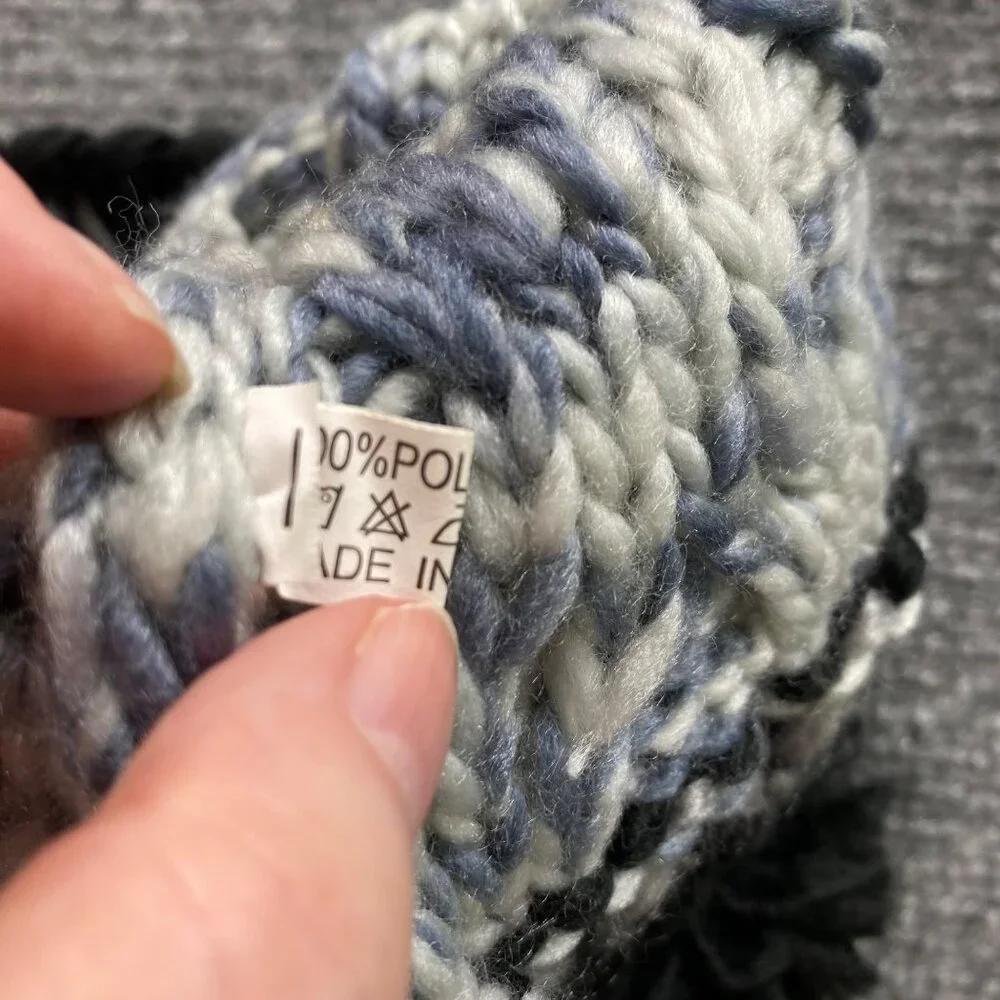Warmful Womens Pom Pom‎ Beanie One Size Black Gray Chunky Cable Knit Winter Ski